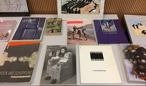 Einige von Michael Andritzkys zahlreichen Publikationen