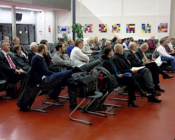 Rund 35 Gäste waren zur Auftaktveranstaltung in die Ekkehard Realschule gekommen