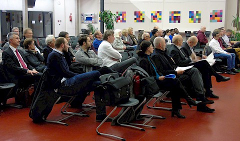 Rund 35 Gäste waren zur Auftaktveranstaltung in die Ekkehard Realschule gekommen