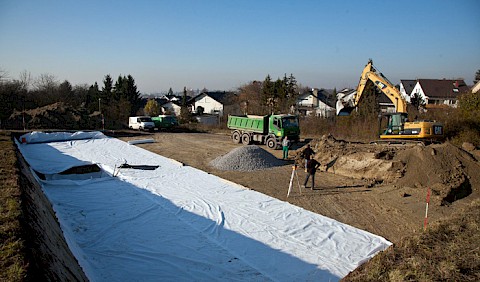 Die fertige Baugrube für den Wohnhof Atrium