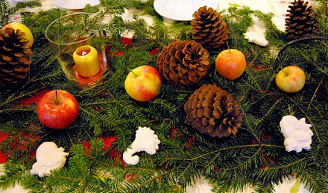 liebevoller Adventsschmuck mit Springerle von Renate Erhard